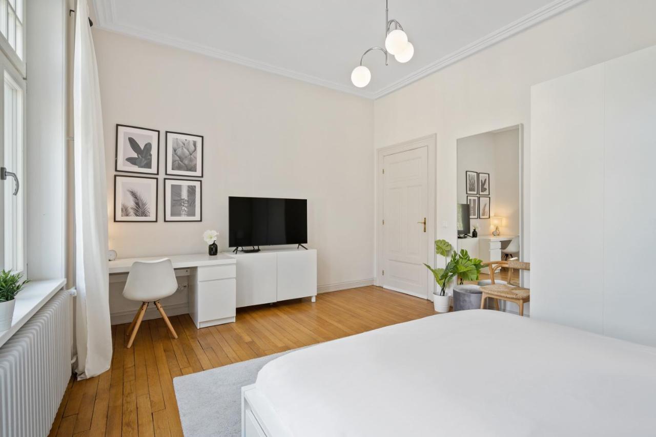 Room W Shared Bathroom&Kitchen In Luxury Villa Luxemburg Exteriör bild