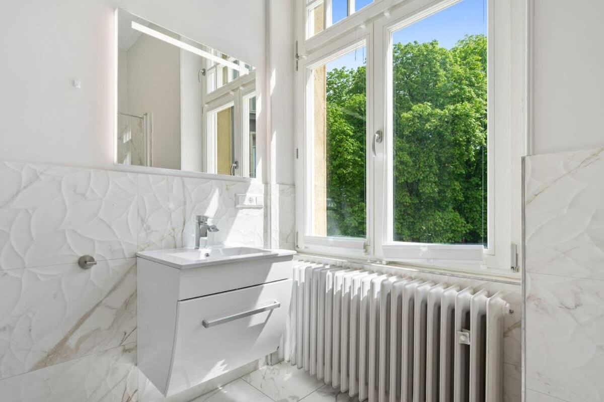 Room W Shared Bathroom&Kitchen In Luxury Villa Luxemburg Exteriör bild